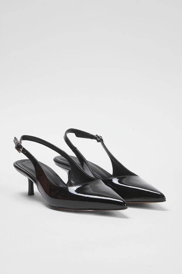 Trendyol Sapatos destalonados com salto kitten preto