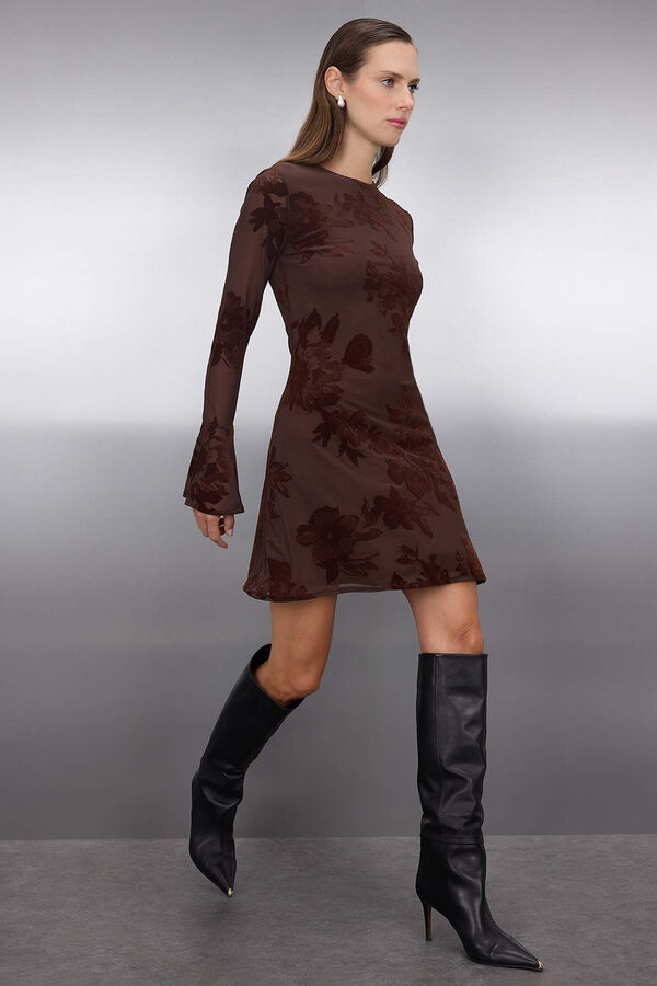 Trendyol Vestido mini com efeito transparente cru