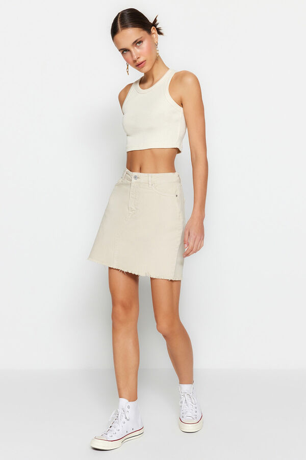 Trendyol Minifalda vaquera estilo l&aacute;piz marfil