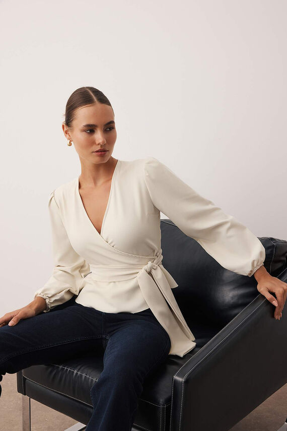 Blusa de manga larga con botones