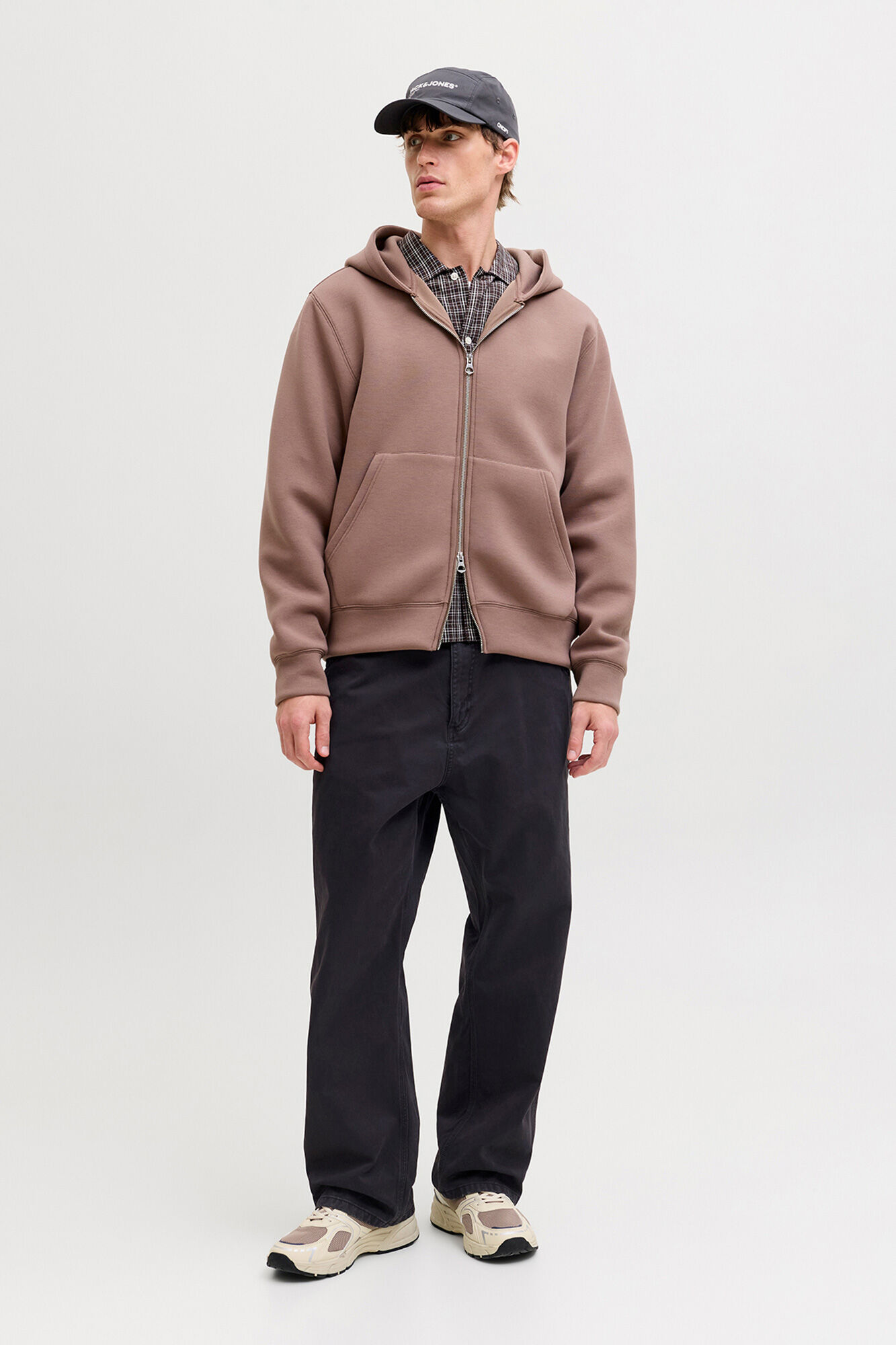 Jack & Jones cal&ccedil;as de corte folgado