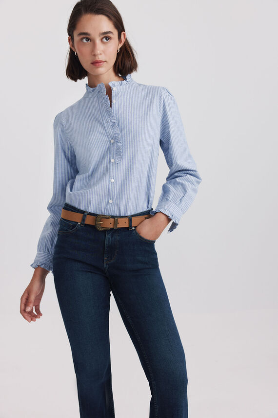 Camisa cuello mao volantes