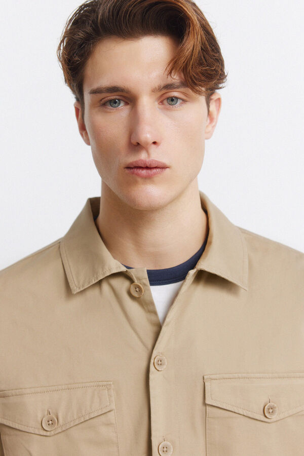 Springfield Sobrecamisa leve com bolsos overshirt fit bege