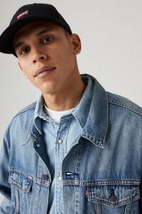 Levi's Bon&eacute; de beisebol com logo