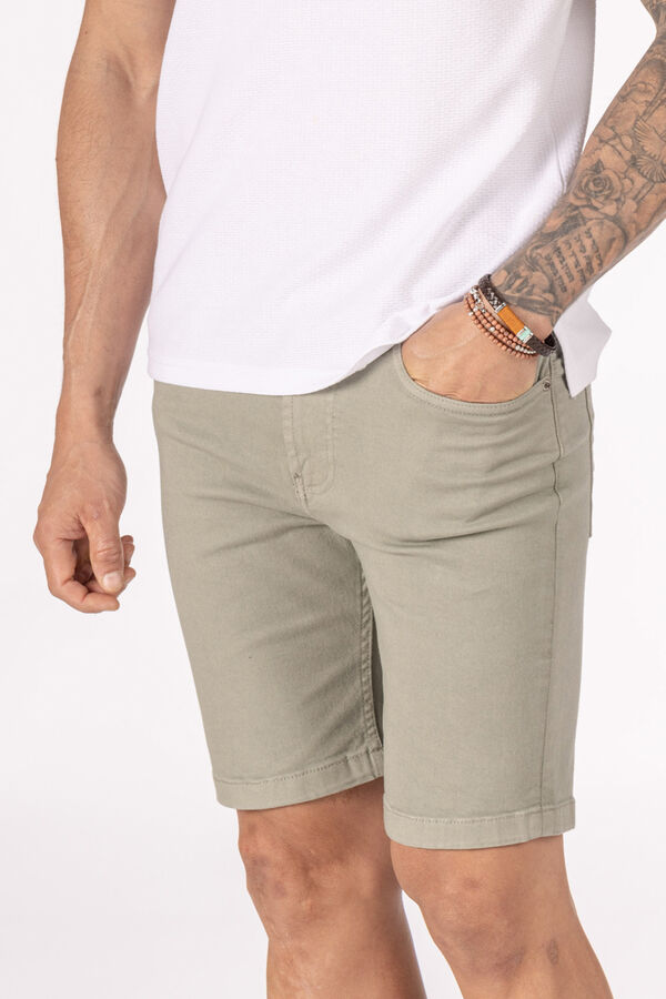 Celopman Bermuda 5 bolsos skinny  verde