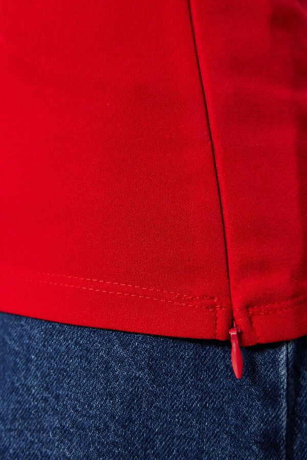 Trendyol Top com abertura palavra de honra vermelho