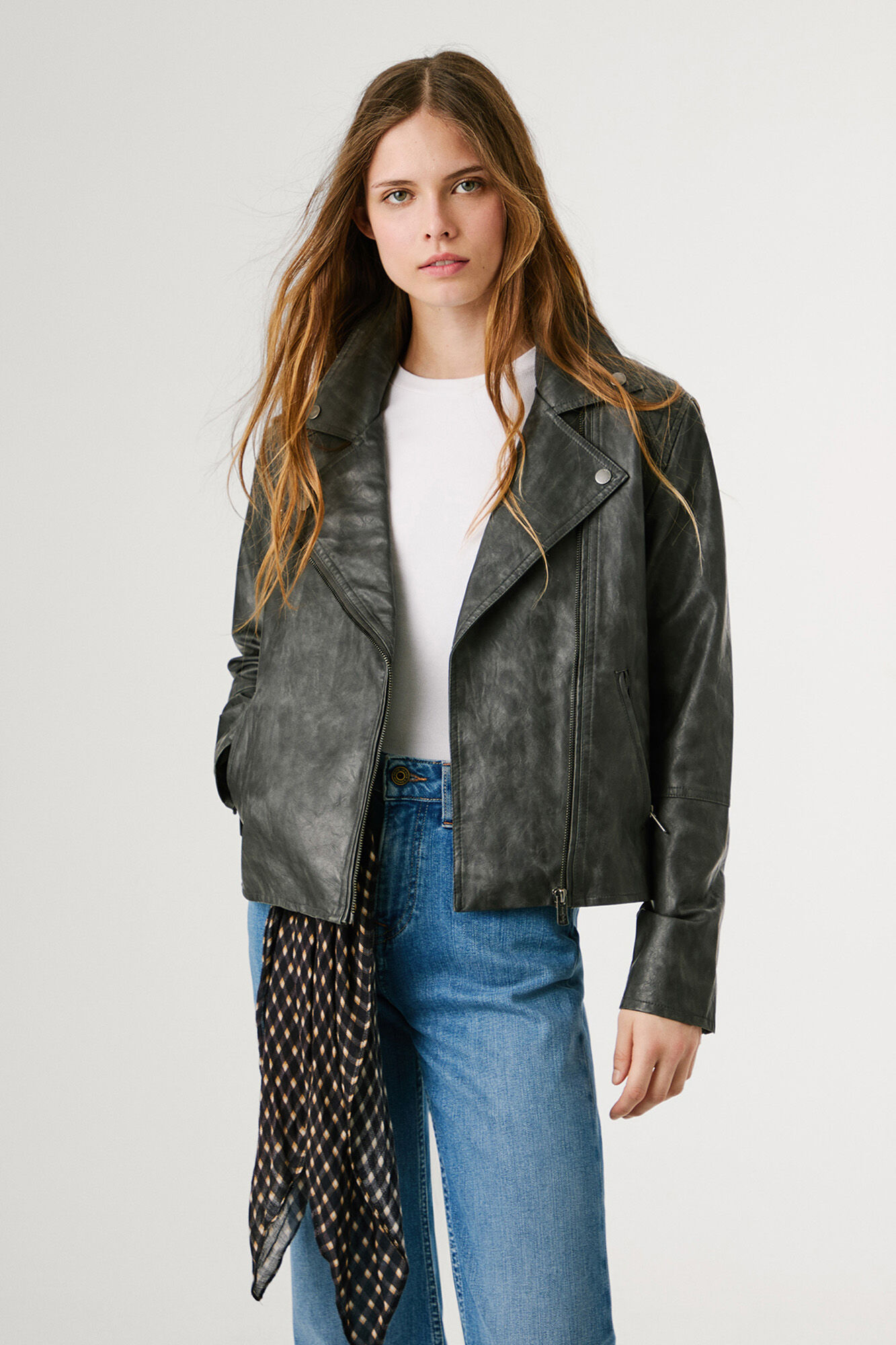 Pepe Jeans Blus&atilde;o biker efeito pele