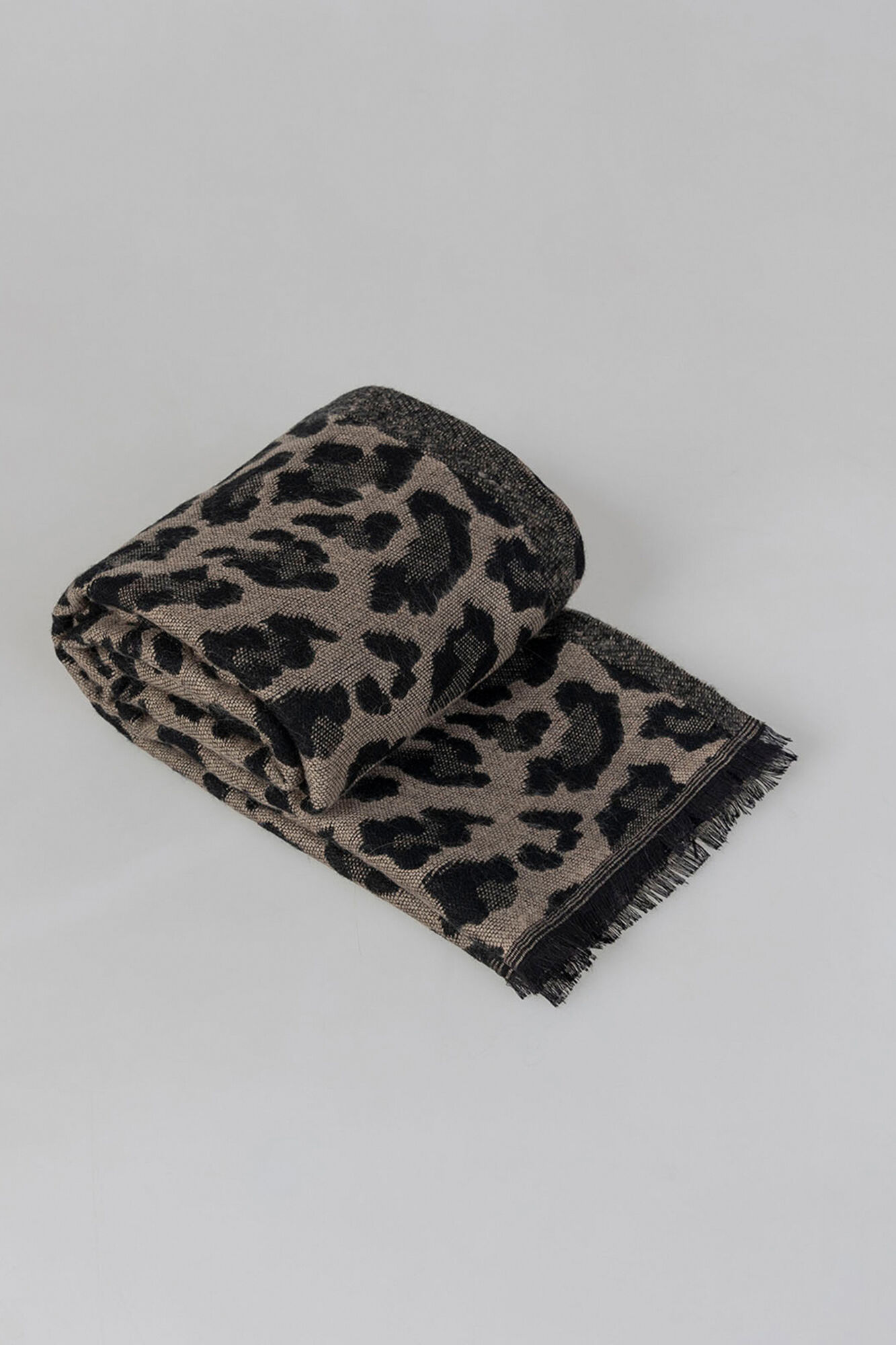 System Action len&ccedil;o jacquard