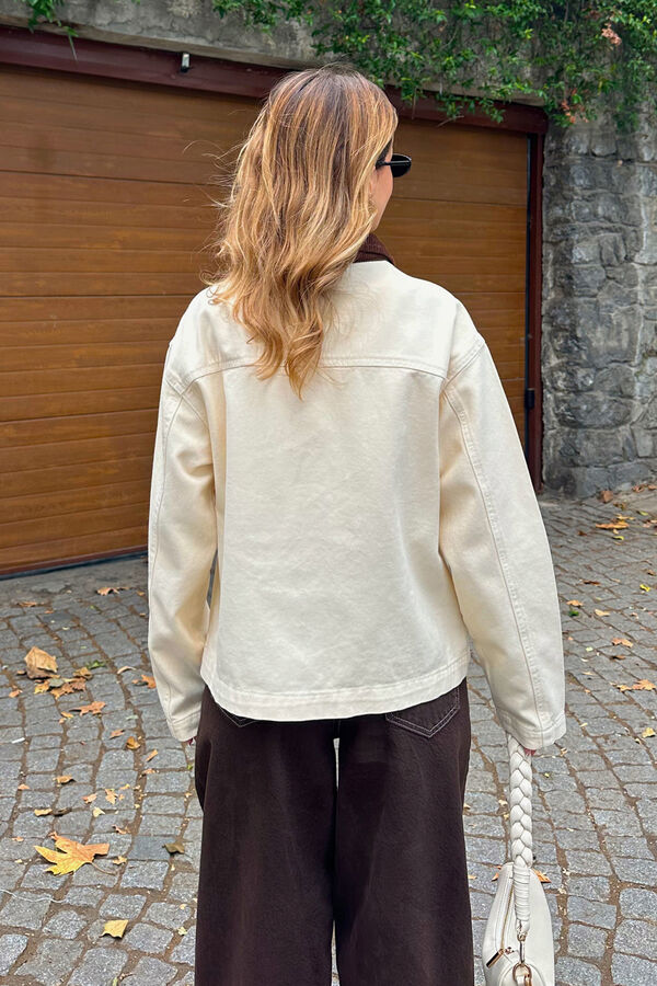 Trendyol Blazer cruzado de trespasse com bot&otilde;es duplos bege