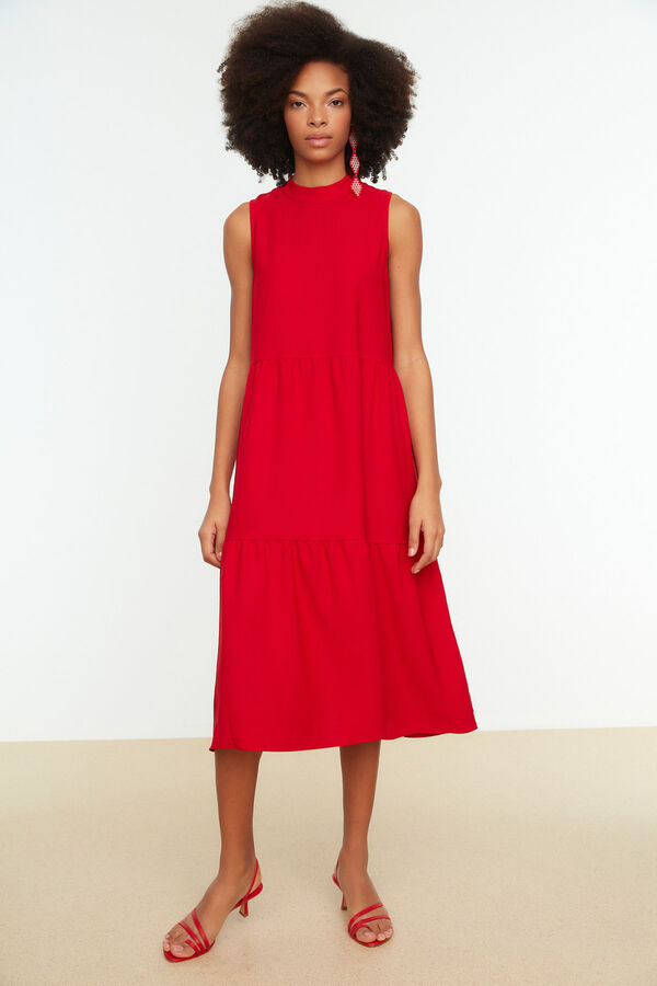 Trendyol Vestido midi reto sem mangas vermelho