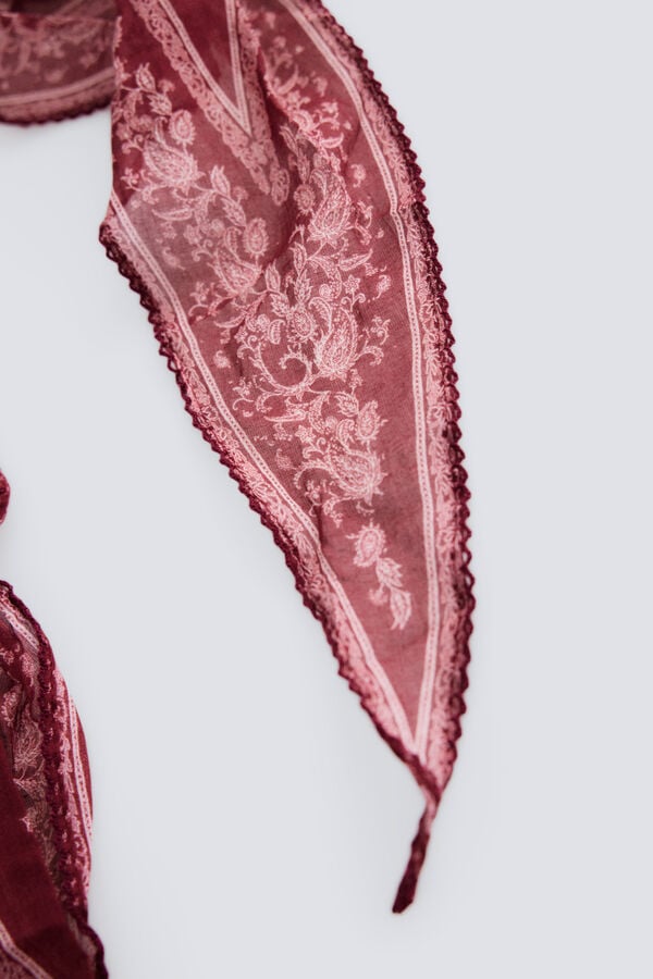 Springfield Len&ccedil;o estampado paisley vermelho