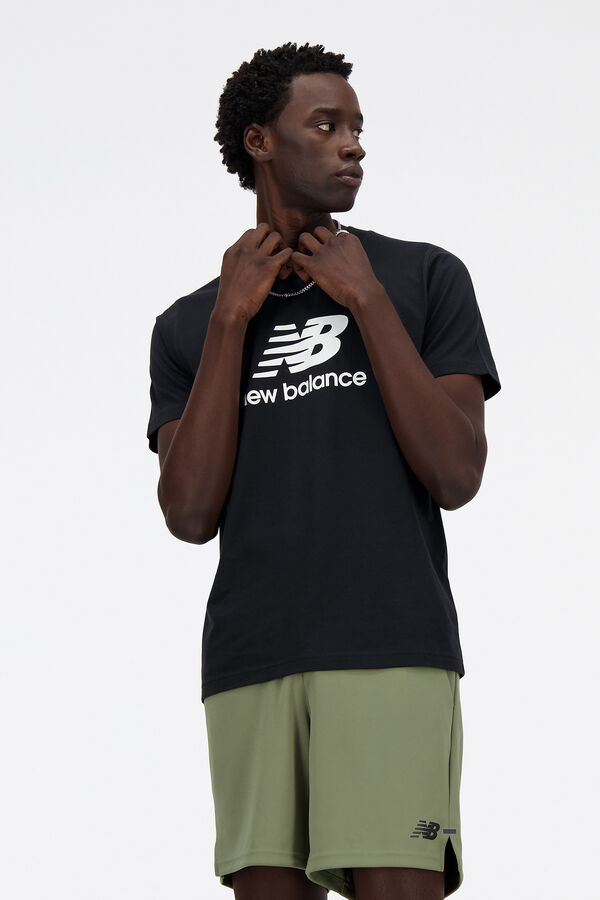 New Balance Camiseta com logotipo Sport Essentials preto