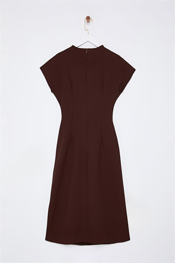 Trendyol Vestido midi com gola virada para baixo cru