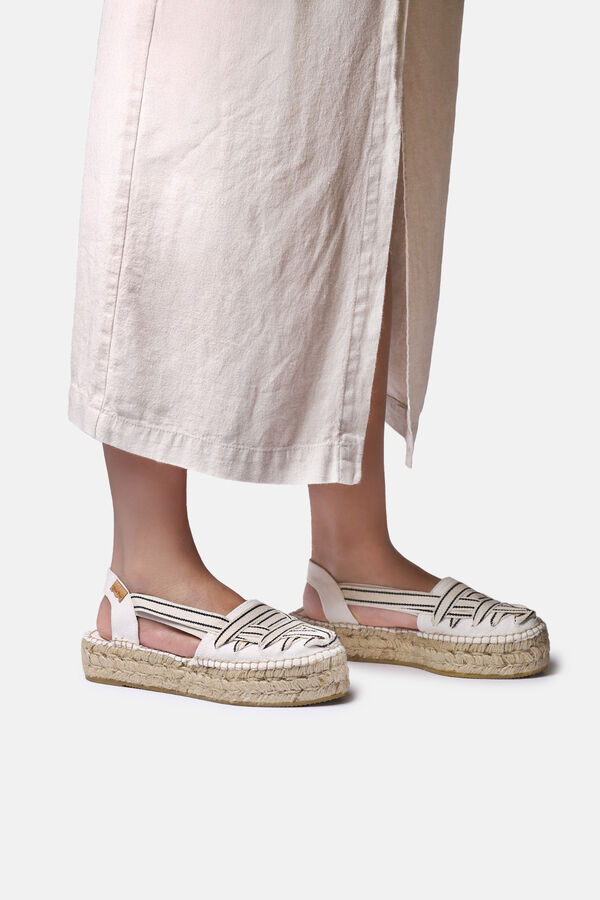 Toni Pons Alpercata rasa com tiras cruzadas bege