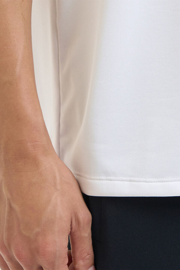 Under Armour Camiseta deportiva tejido t&eacute;cnico blanco