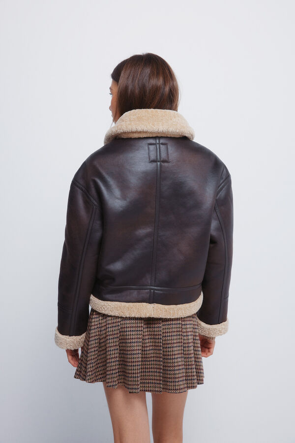 Springfield Blus&atilde;o dupla face com gola de pele castanho