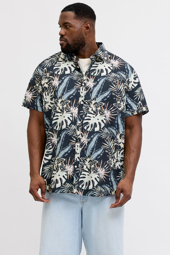 Camisa resort estampado tropical