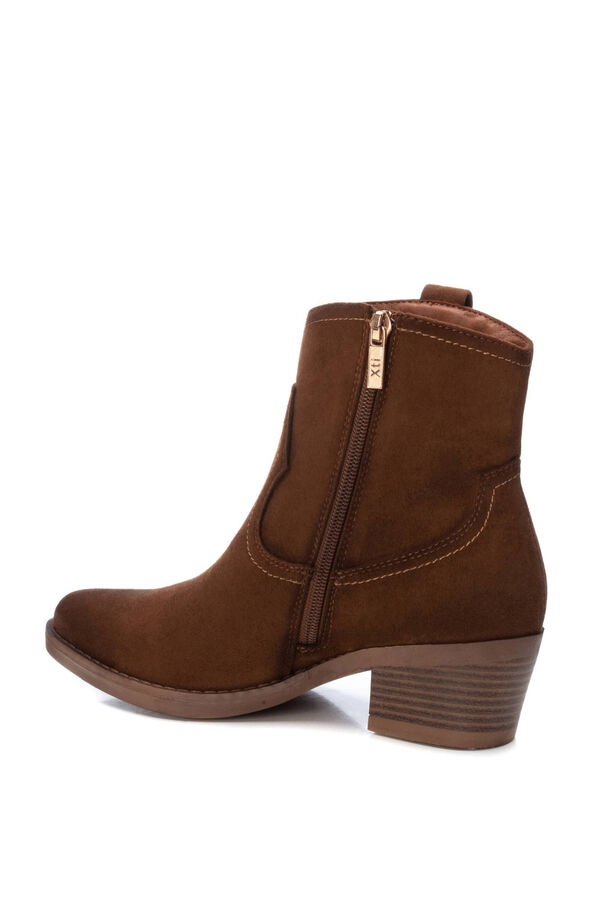 XTI Botim de senhora de camur&ccedil;a em camel  cru