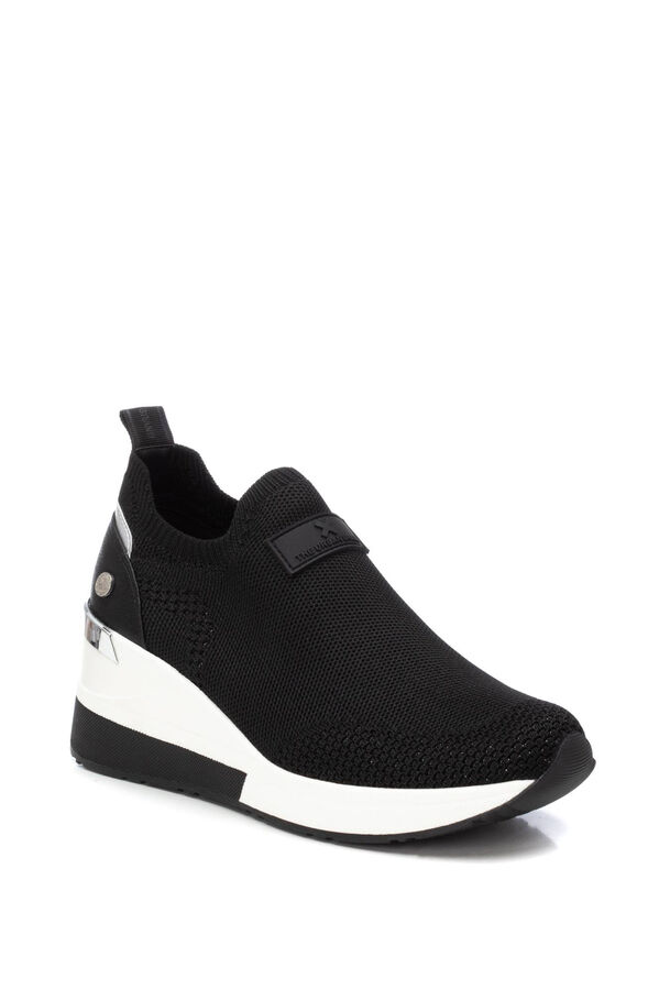 XTI women's textile sneaker black
