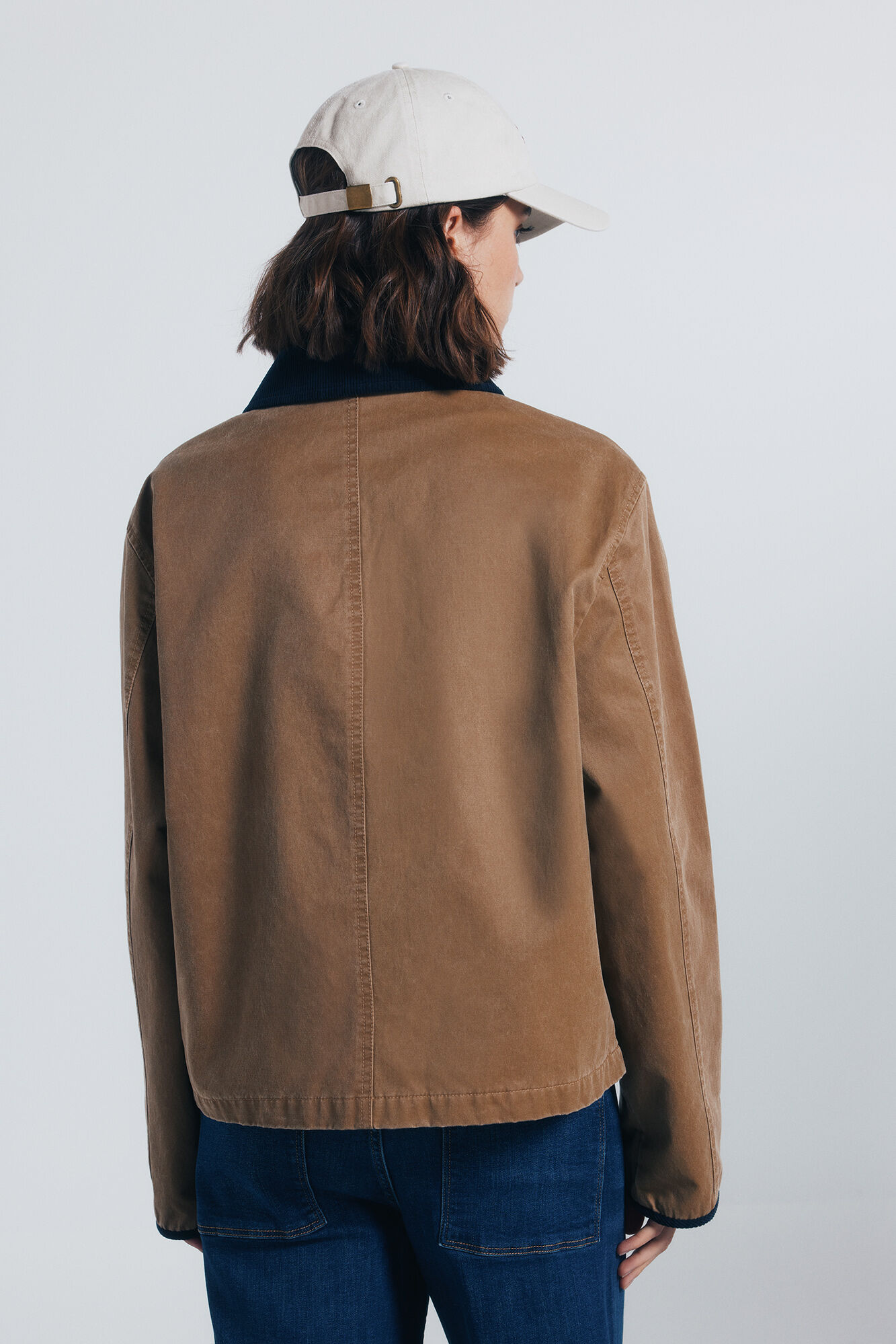 Short waxed jacket | Women's jackets | Cortefiel