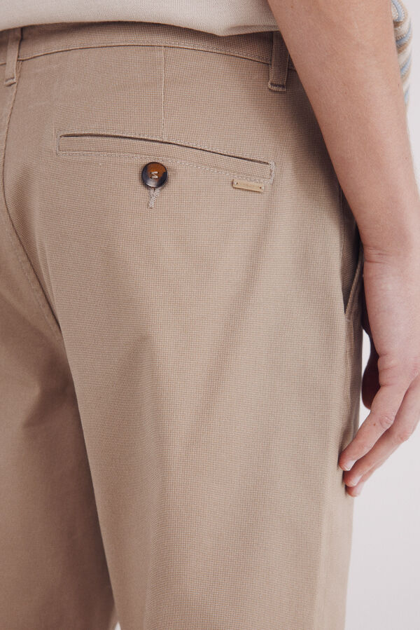 Springfield Calça calças chino slim fit com micro estampa cru