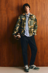 Springfield Parka camuflada gola de contraste Caqui escuro