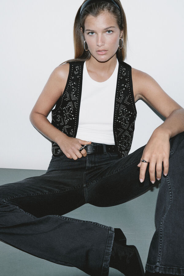 Springfield Colete com tachas metálicas preto