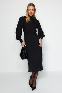 Trendyol Vestido midi com abertura 