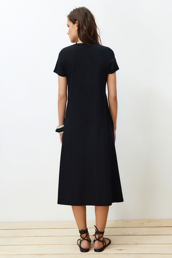 Trendyol Short sleeve midi dress black