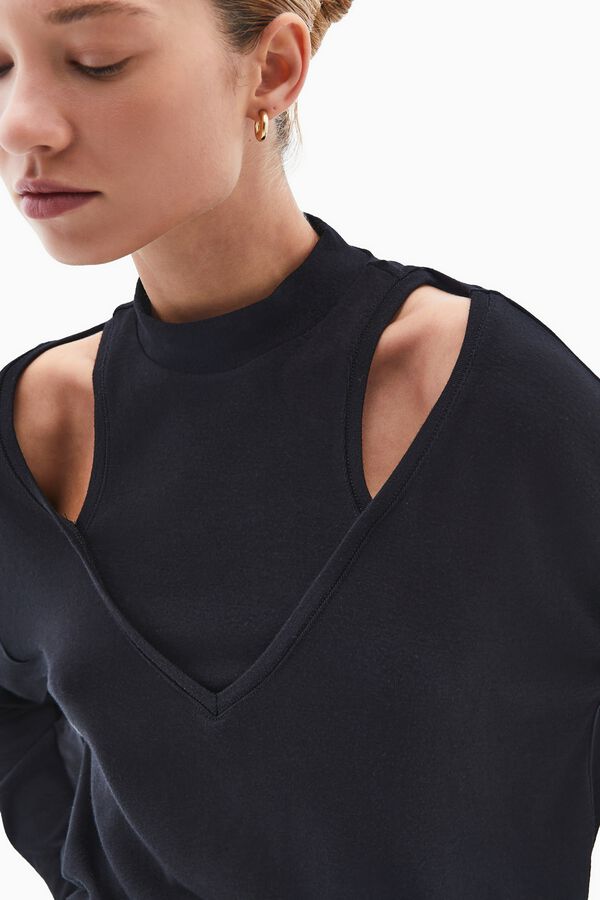 Oxxo Top manga comprida efeito layering preto