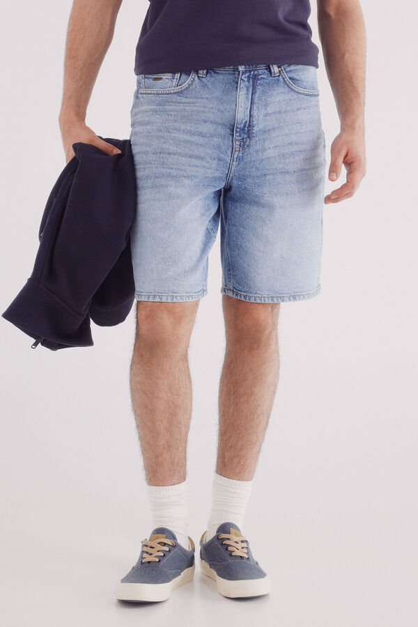 Springfield Bermuda jeans regular fit com lavagem média azul