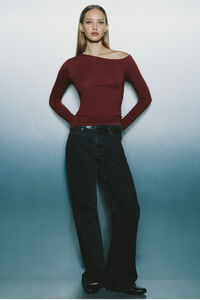 Springfield T-shirt justa com decote assim&eacute;trico