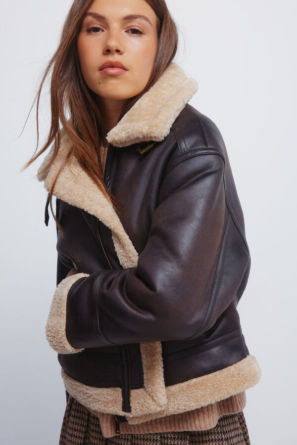 Springfield Blus&atilde;o dupla face com gola de pele castanho