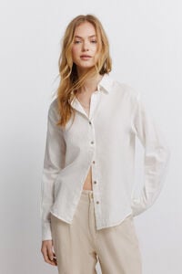 Springfield Camisa em linho decote em bico