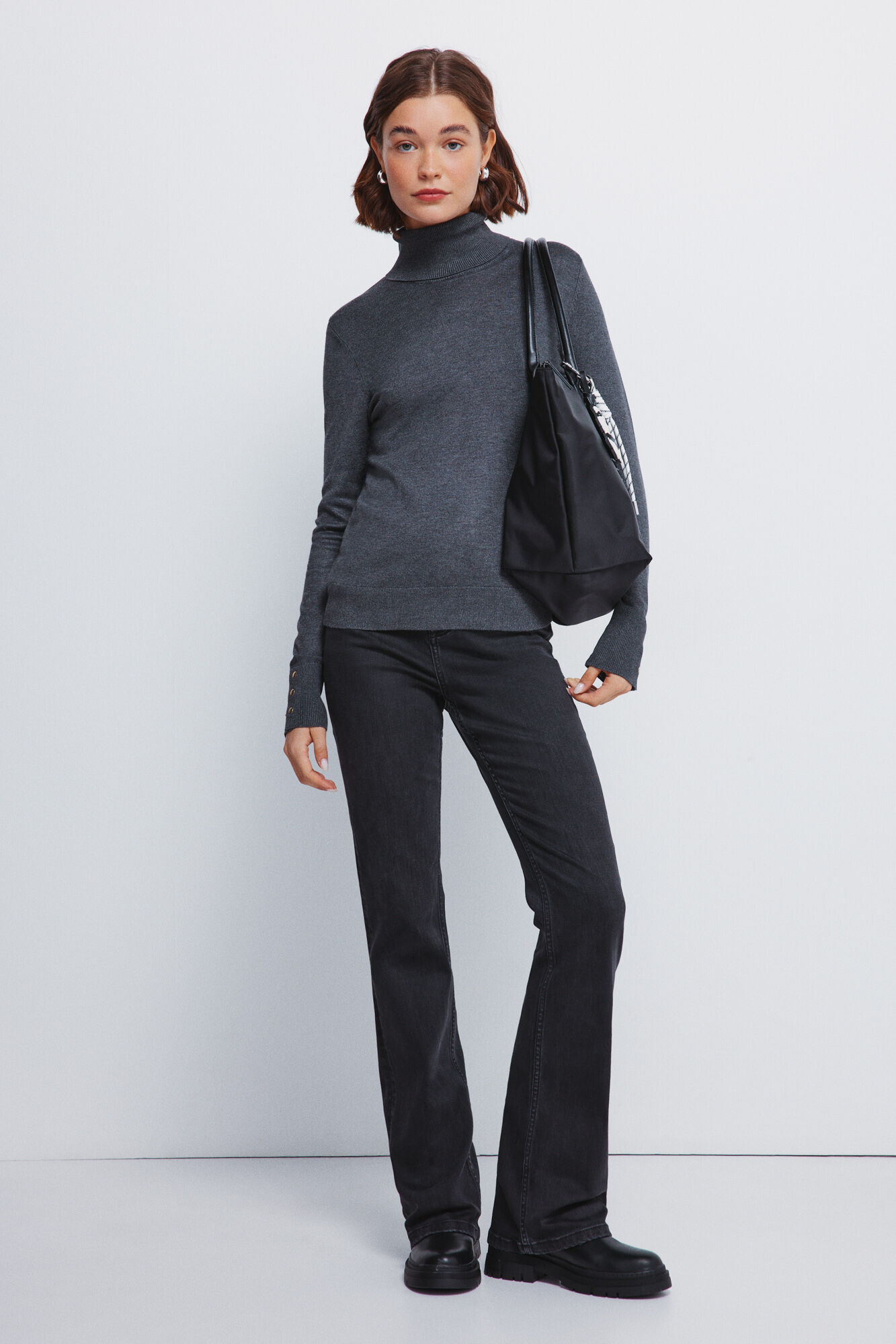 Springfield Camisola de gola alta com bot&otilde;es e punhos