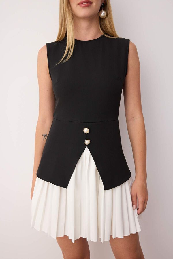 Trendyol Minivestido com saia plissada preto