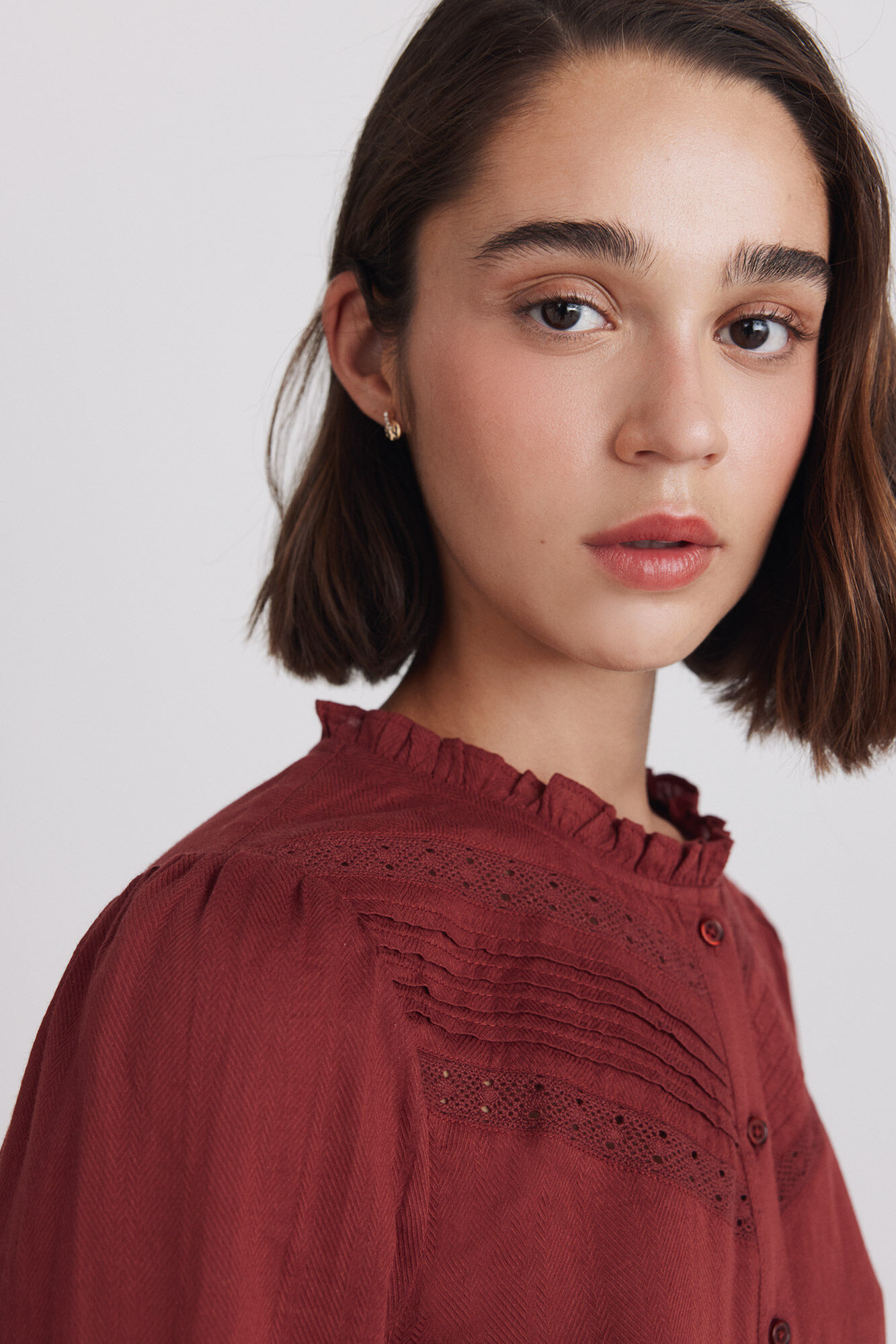 Springfield Blusa rom&acirc;ntica com gola de folhos
