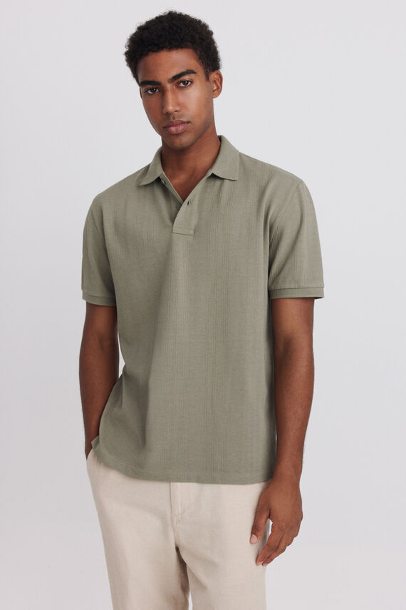 Polo estructura slim fit