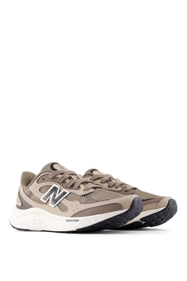 New Balance Cal&ccedil;ado desportivo Fresh Foam Arishi v4 TIRALUX bege