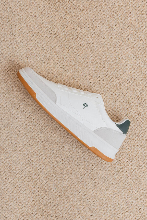 Celopman Tênis com logo branco