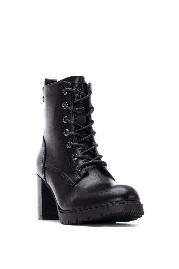 XTI Bota de salto com cadarço preto