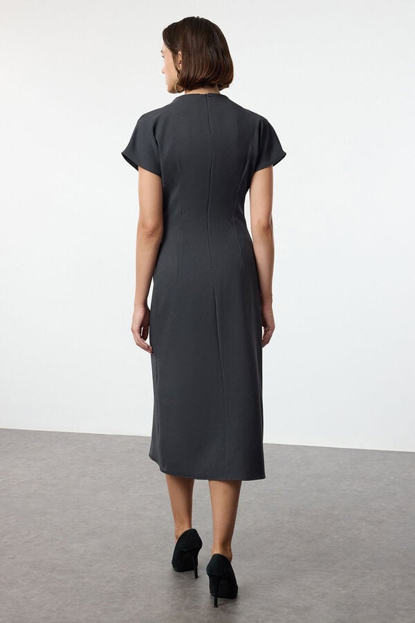 Trendyol Vestido midi cinzento