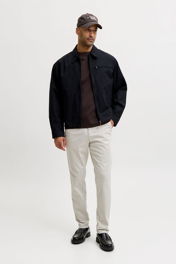 Pantalón chino slim