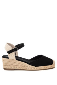 XTI Alpercata em camur&ccedil;a cunha