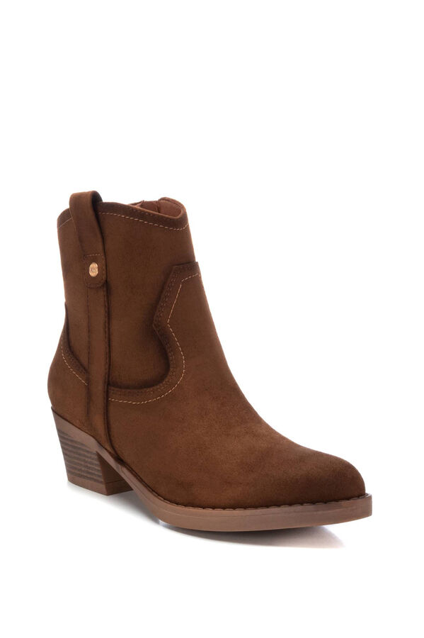 XTI Botim de senhora de camur&ccedil;a em camel  cru