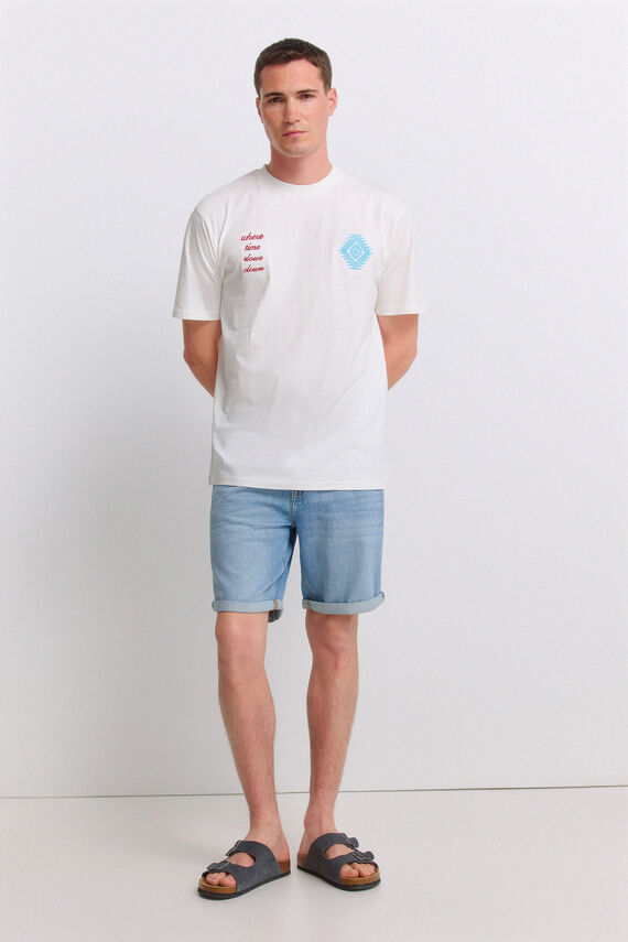 Bermuda vaquera ultra ligera slim fit