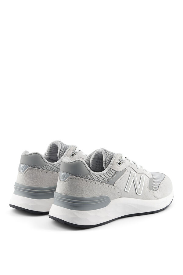 New Balance Sapatilhas New Balance 880 cinzento