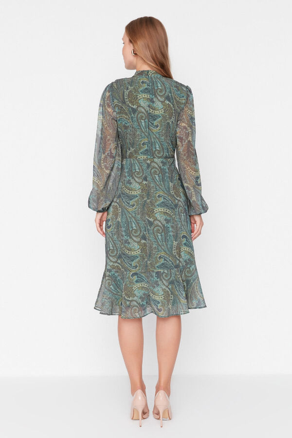 Trendyol Vestido com folhos verde