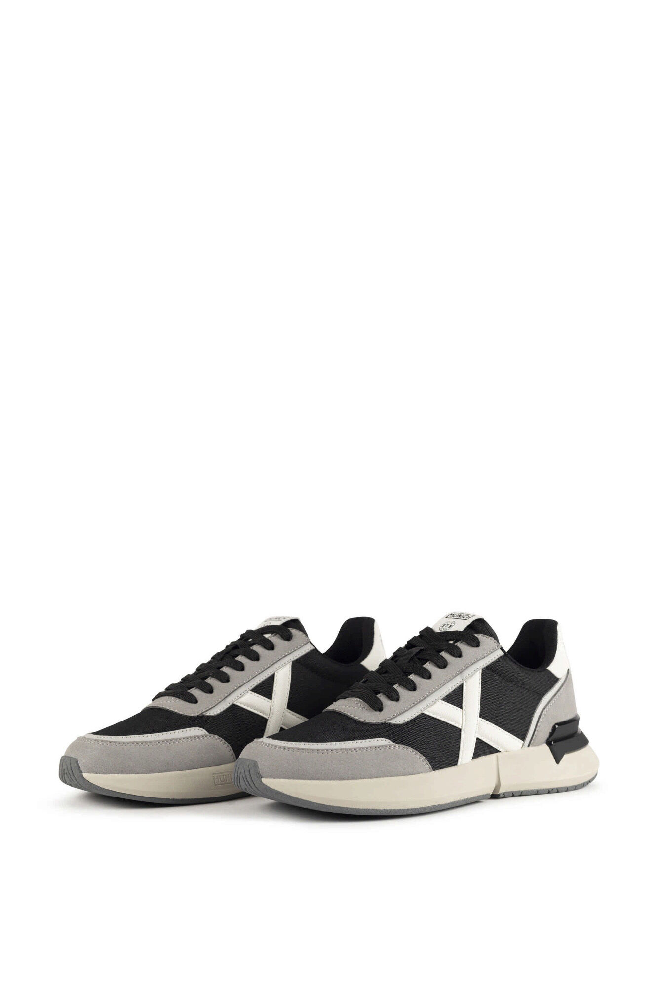 Munich Zapatillas Versus 120