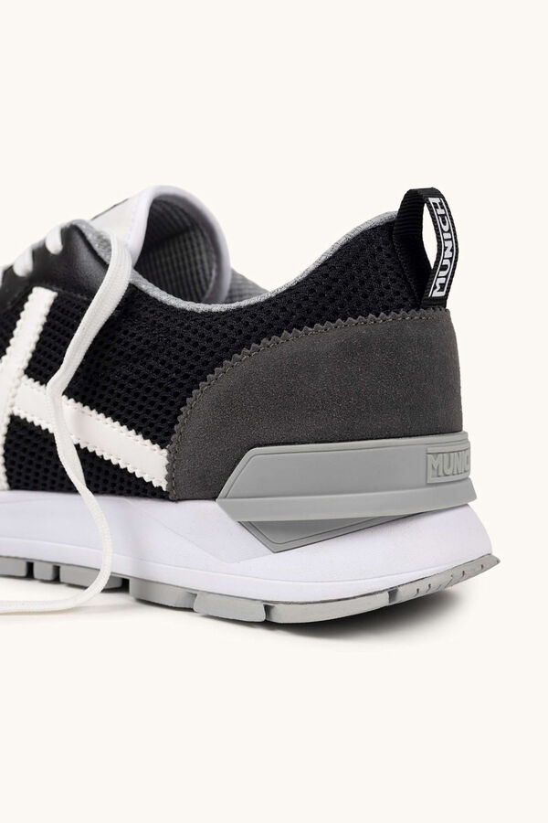 Munich Sneaker VERSATILE 33 preto